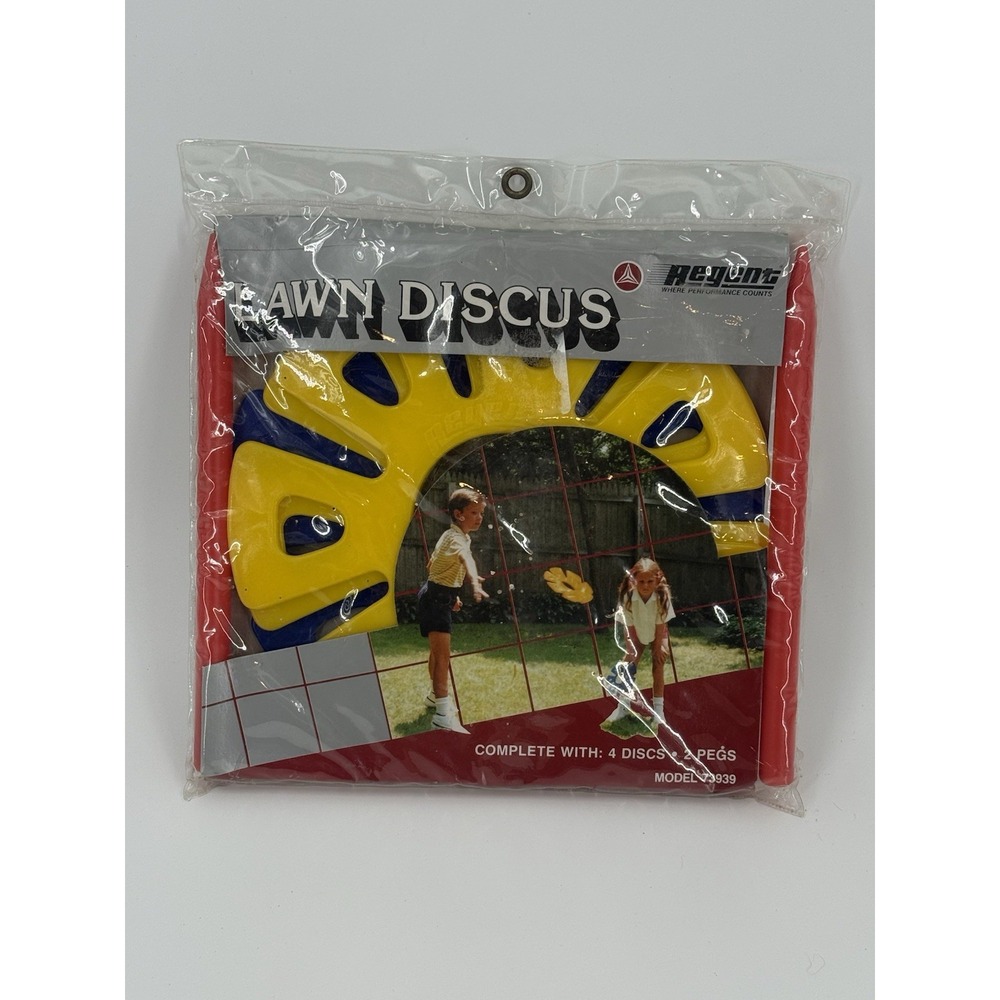 Vintage Regent Lawn Discus Game 73939 Complete 4 Discs 2 Pegs
